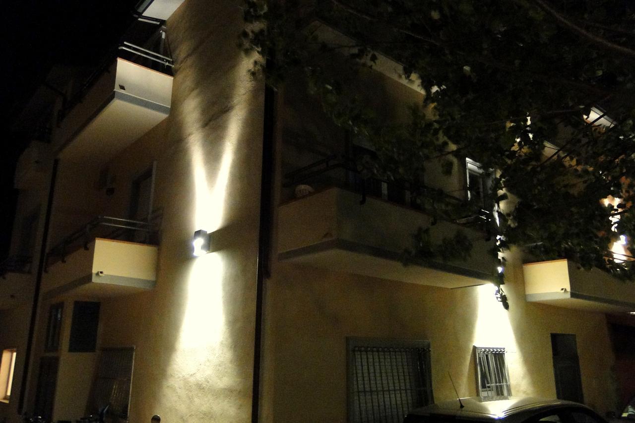 קסטליונה דלה פסקאיה Hotel Sabrina מראה חיצוני תמונה
